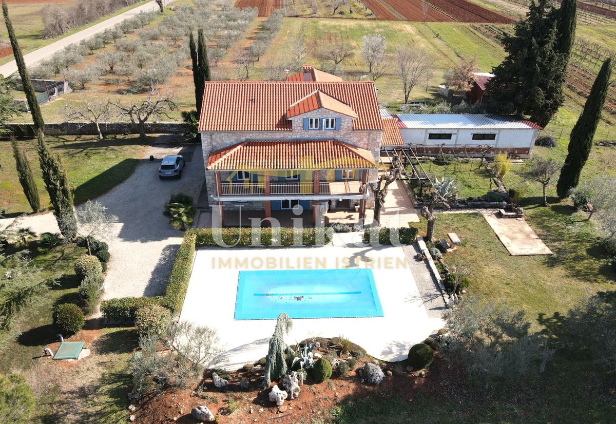 Proprietà esclusiva con molta privacy vicino a Poreč